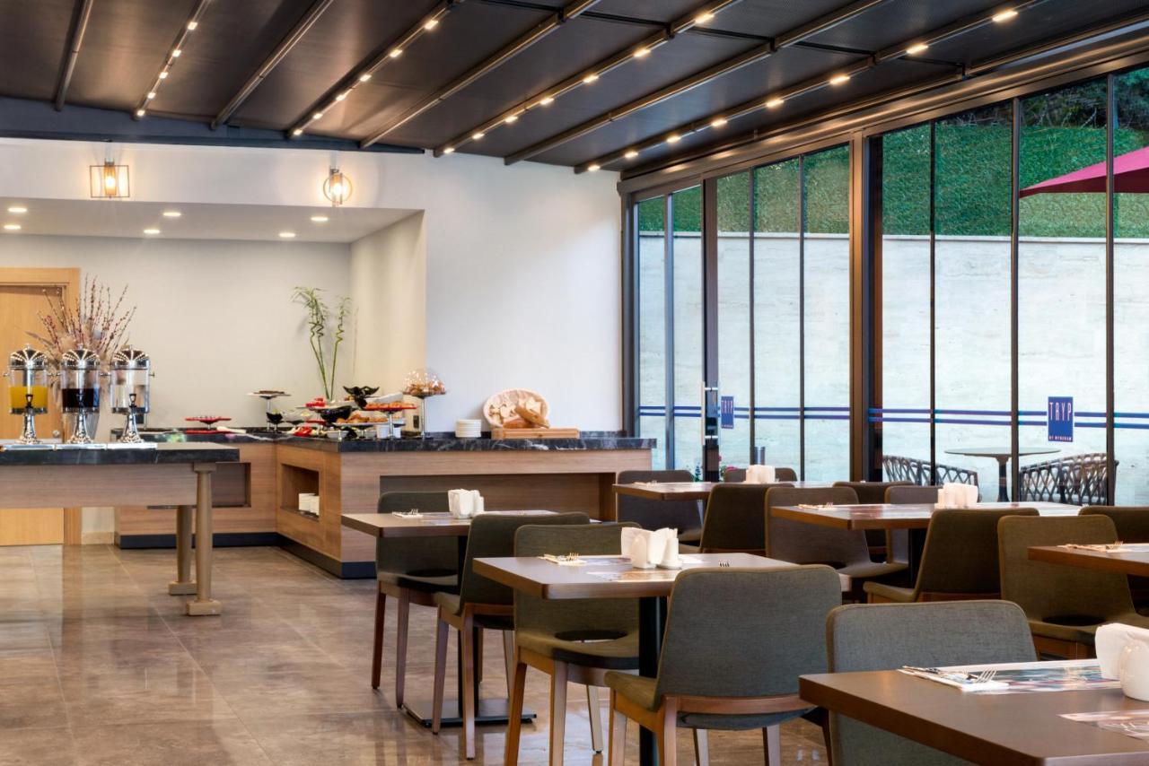 Tryp By Wyndham Istanbul Atasehir Hotel Buitenkant foto