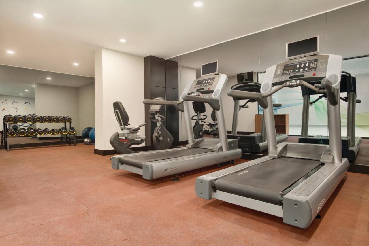 Tryp By Wyndham Istanbul Atasehir Hotel Buitenkant foto